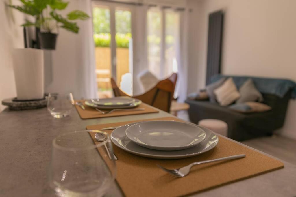 Superbe Appart Plein Centre avec Parking&Jardin Metz Exterior foto